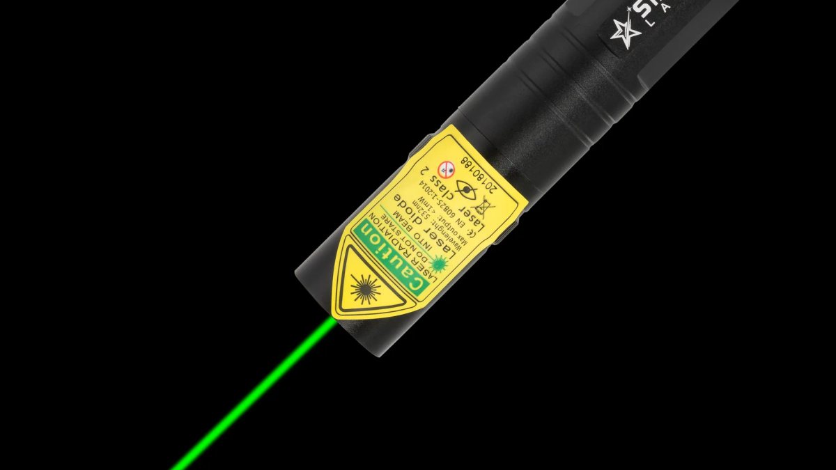 18650, 16340 o pile AAA: quale batteria per il puntatore laser?